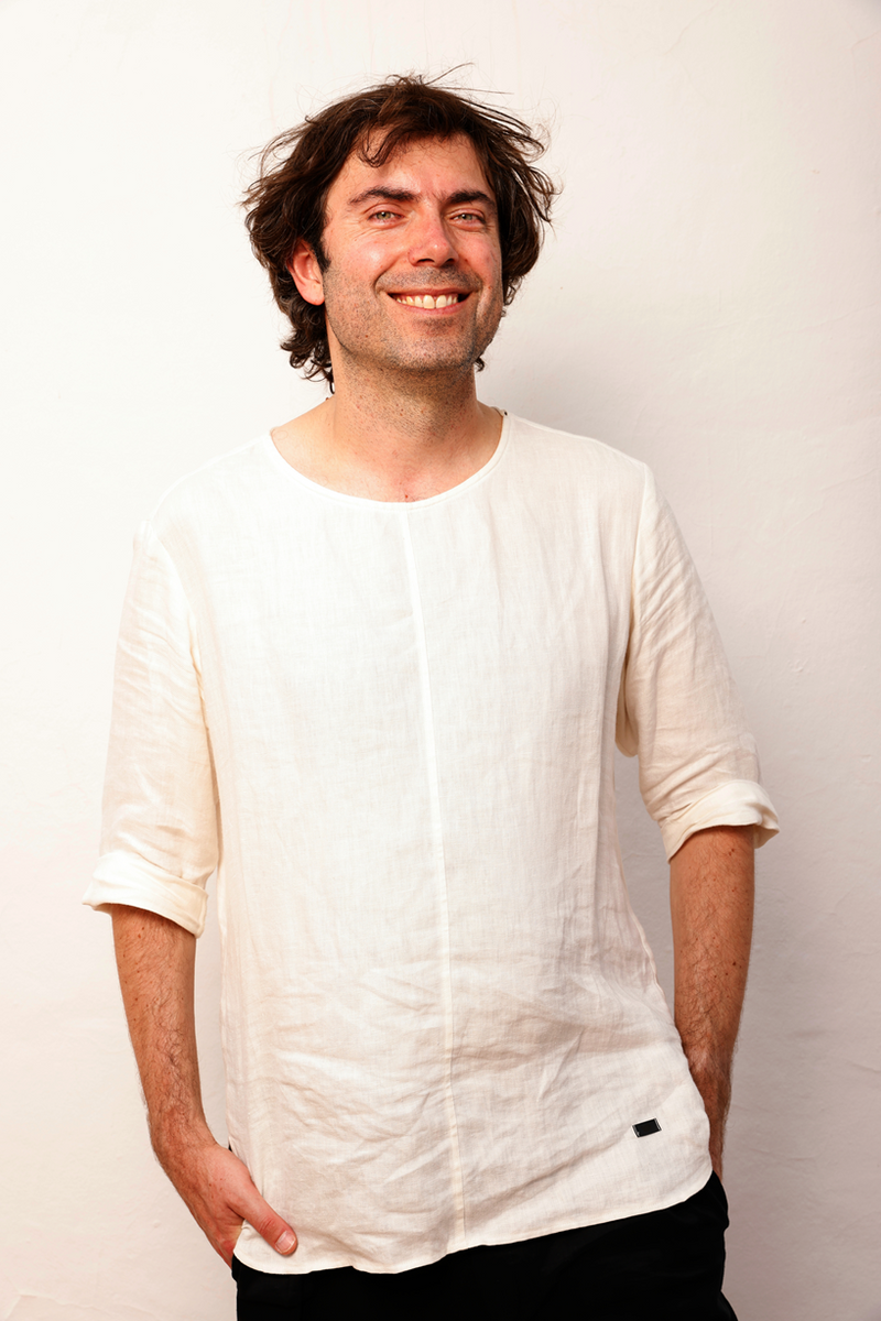 Mateusz Smoczynski  by Carlos Pastor